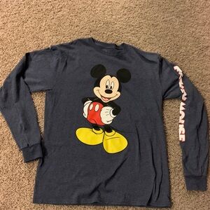Y2K Mickey Mouse Disney Store Size M Grey Sweatshirt  Mickey‎ Mouse on Sleeve